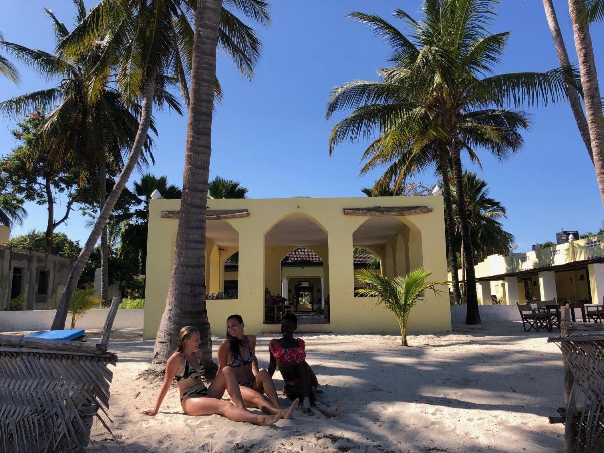 Sawa Sawa Beach House Msambweni エクステリア 写真