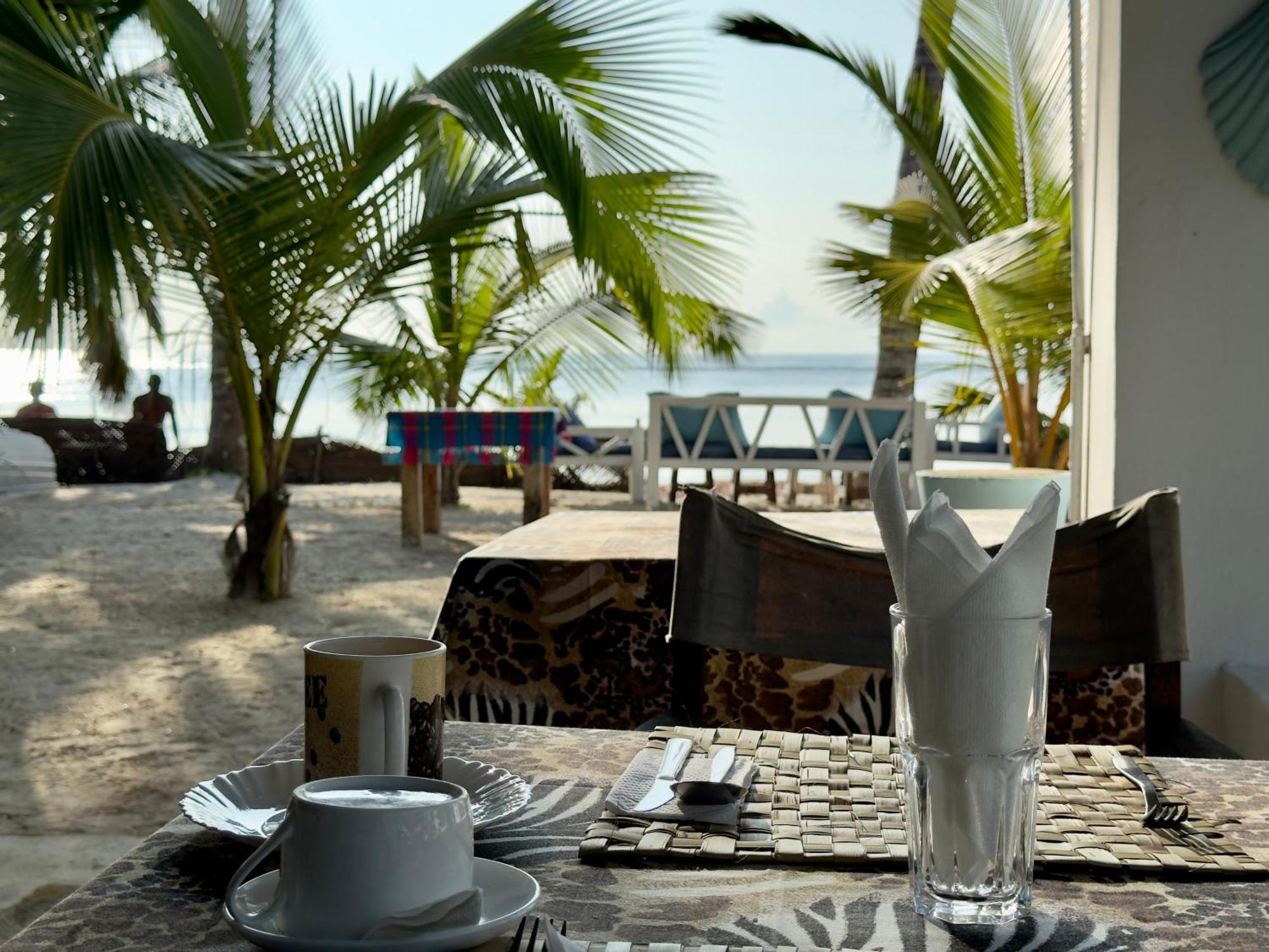 Sawa Sawa Beach House Msambweni エクステリア 写真