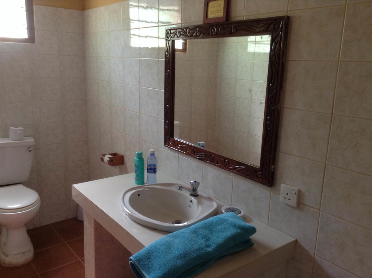 Sawa Sawa Beach House Msambweni エクステリア 写真